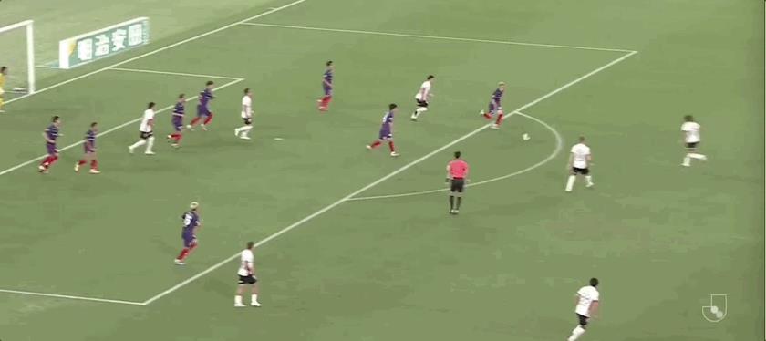 Bản tin trận đấu J-League: Nakagawa Teruto ghi bàn thắng gây tranh cãi giúp FC Tokyo đánh bại Urawa Red Diamonds với tỷ số 3-2