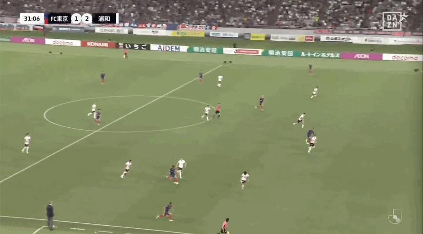 Bản tin trận đấu J-League: Nakagawa Teruto ghi bàn thắng gây tranh cãi giúp FC Tokyo đánh bại Urawa Red Diamonds với tỷ số 3-2