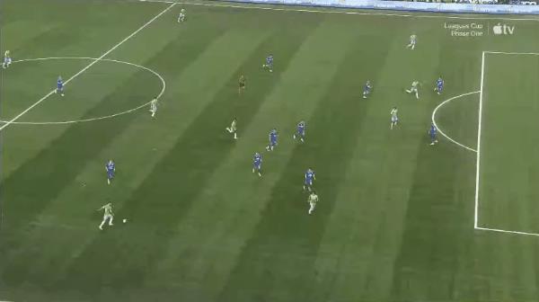 Báo cáo Cúp Liên đoàn: Cú đúp của Vega đã giúp Seattle Sounders ghi được bảy bàn thắng trong hiệp hai để đánh bại Cruz Azul với tỷ số 7-0.