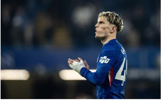 John Terry het loi khen ngoi Alejandro Garnacho.