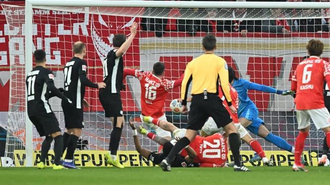 Nhận định Koln vs Wolfsburg (02h30 ngày 311) Trận cầu bùng nổ 2